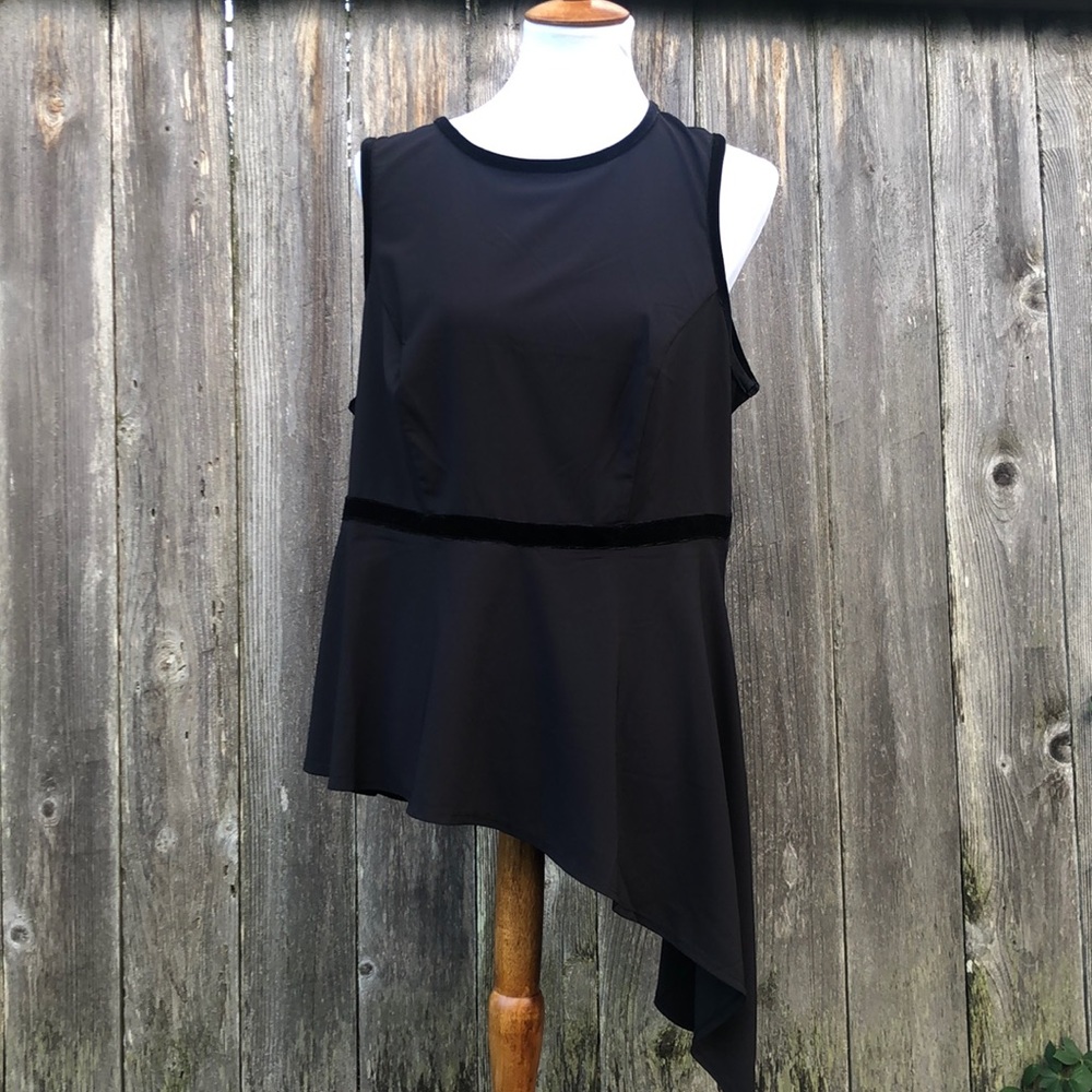 Torrid 1x Sleeveless Asymmetrical Black Blouse with Velvet Trim!!